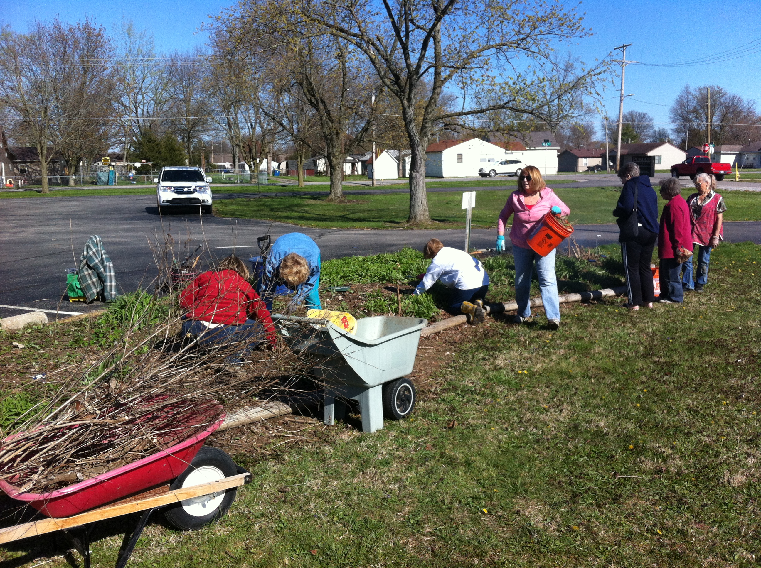 Hancock County Master Gardeners Association – Helping Others Grow